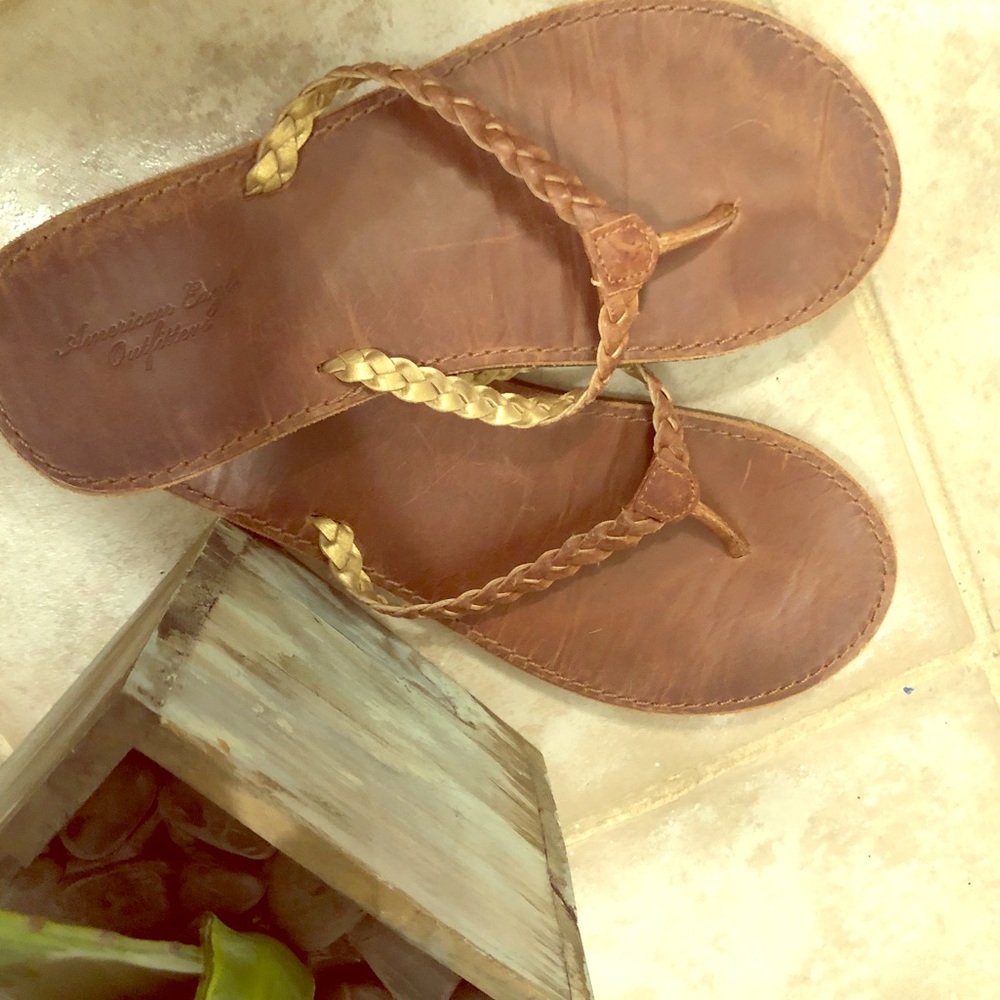 American Eagle Flip Flops